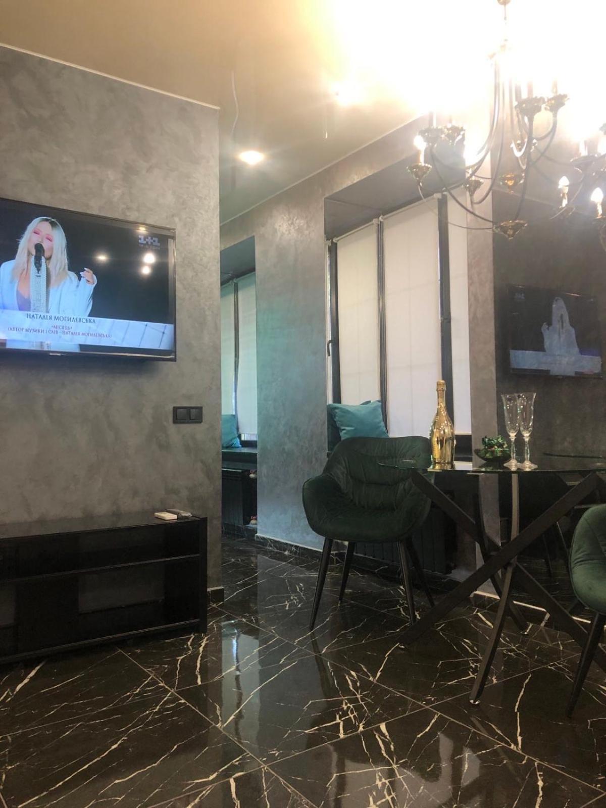Luxury Design Apartments In The Center Of Kiev Luaran gambar