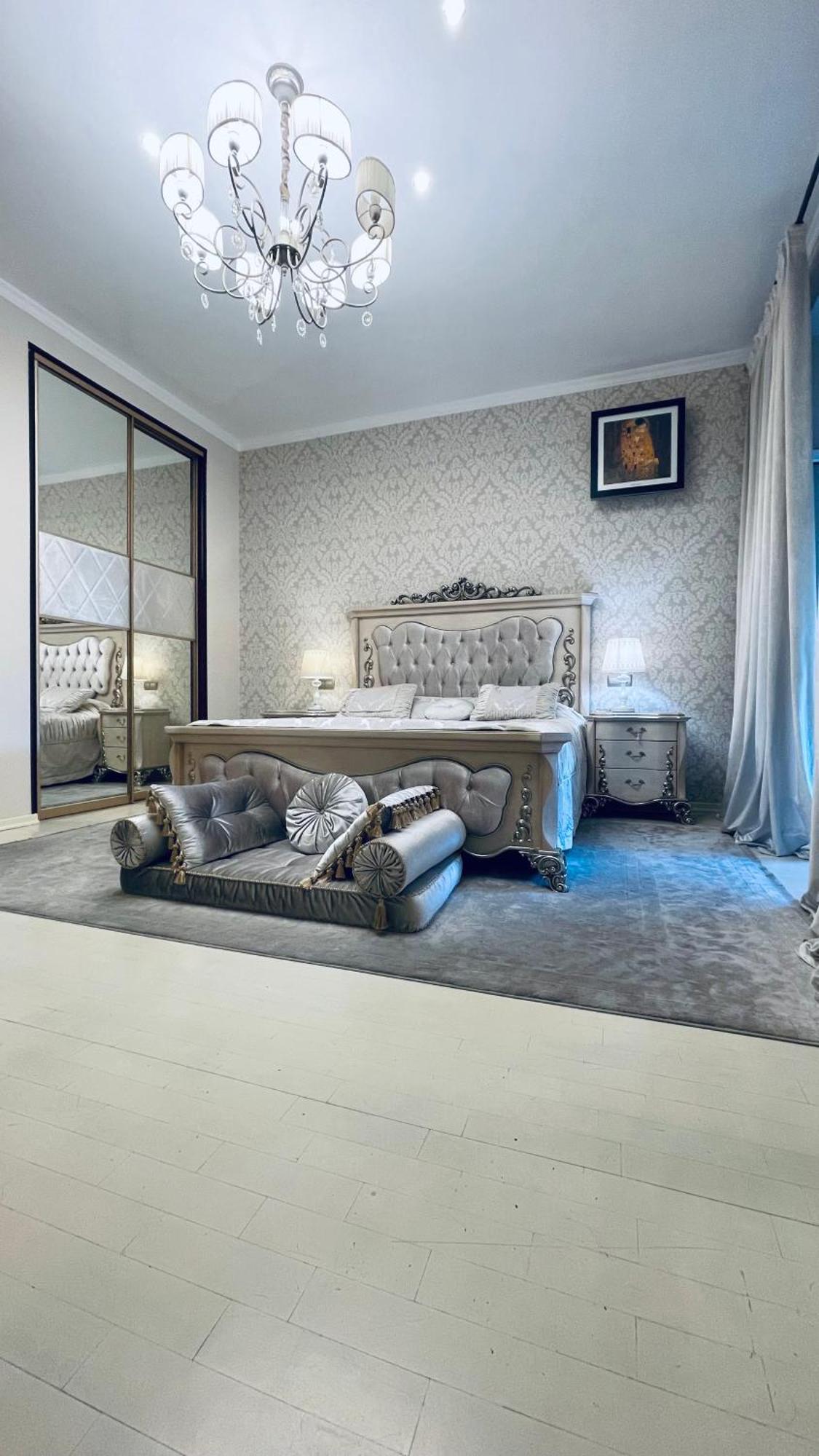 Luxury Design Apartments In The Center Of Kiev Luaran gambar