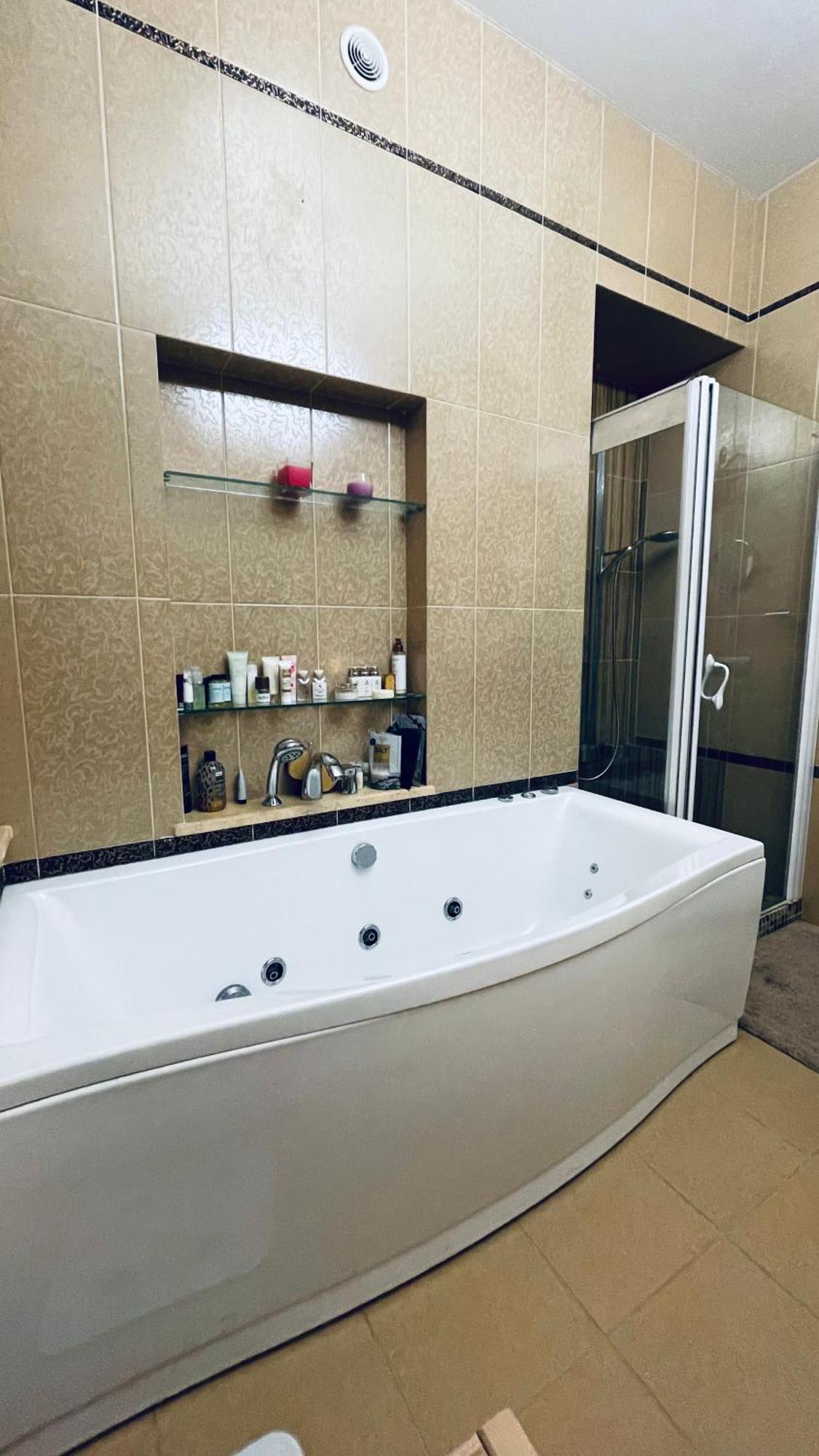 Luxury Design Apartments In The Center Of Kiev Luaran gambar